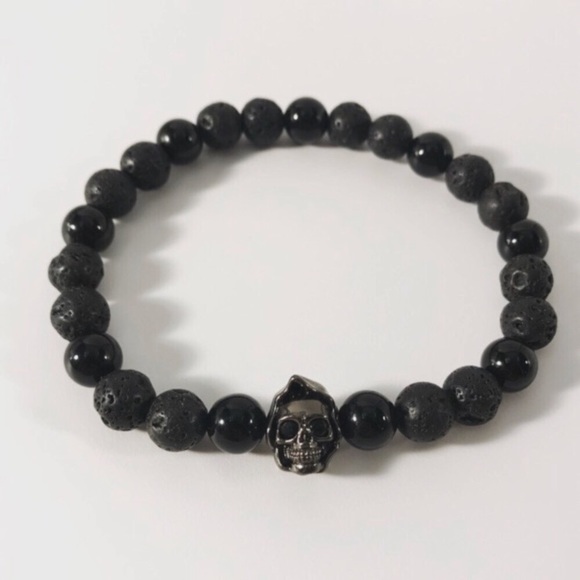 Men onyx & lava rock black rodhium skull bracelet - Picture 3 of 8
